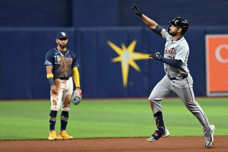 Live Streaming & TV Channel Listings for the Detroit Tigers vs. Kansas City Royals Series, April 26-28