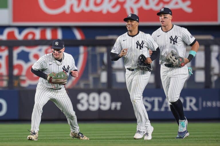 Live Streaming & TV Channel Listings for the Milwaukee Brewers vs. New York Yankees Series, April 26-28