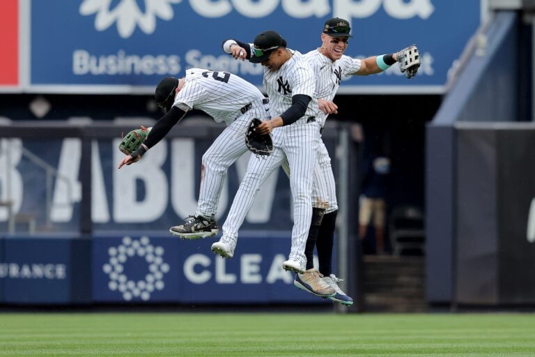 Live Streaming & TV Channel Listings for the New York Yankees vs. Seattle Mariners Series, May 20-23